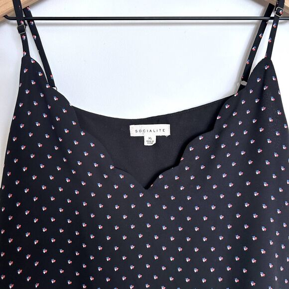 Socialite Scalloped Neckline Floral Polka Dot Camisole Blouse - Picture 2 of 5